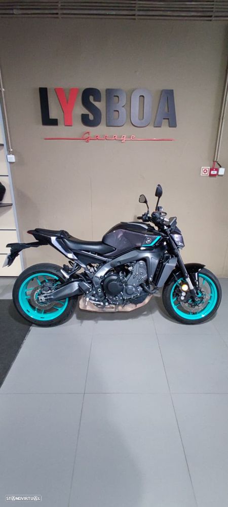Yamaha MT-09 - 3