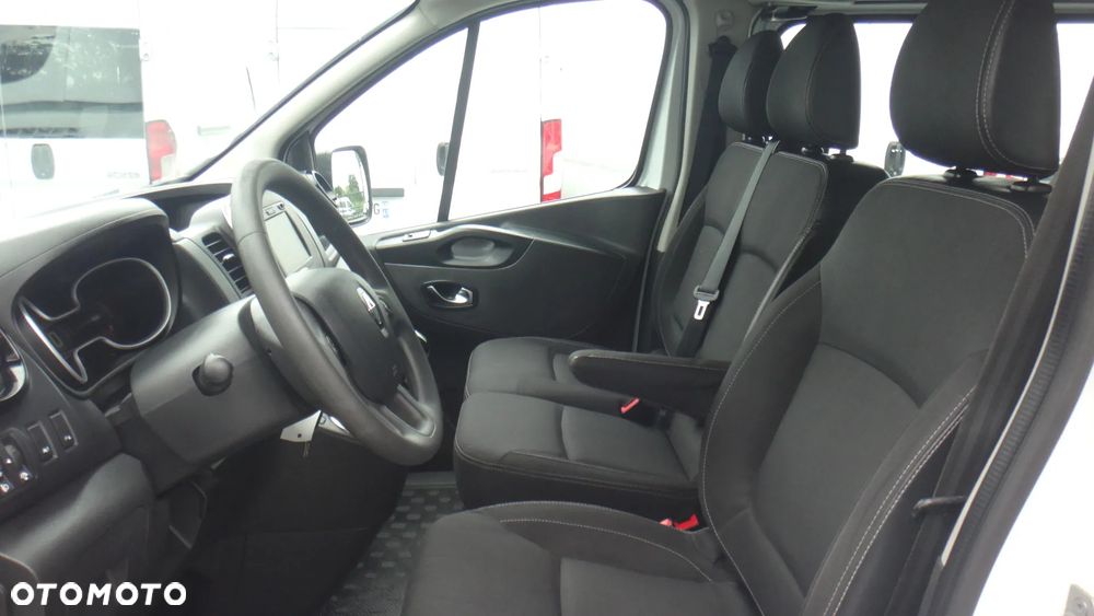 Renault Trafic - 8