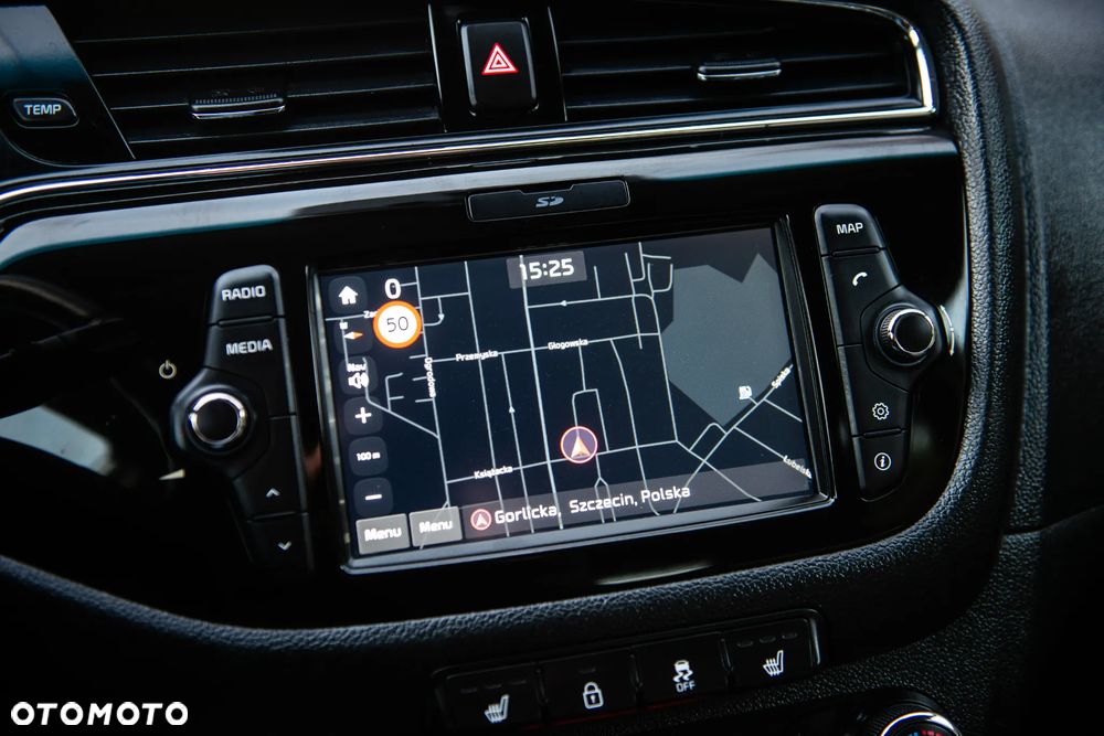 Kia Ceed 1.6 GDI Dream-Team Edition - 30