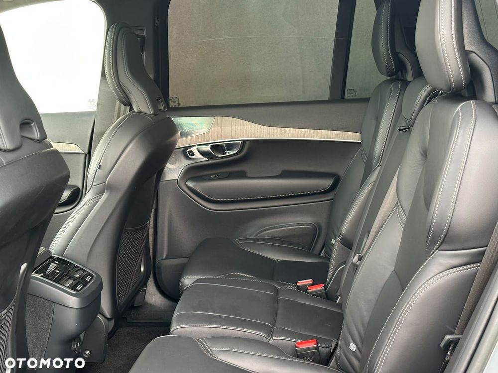 Volvo XC 90 - 37