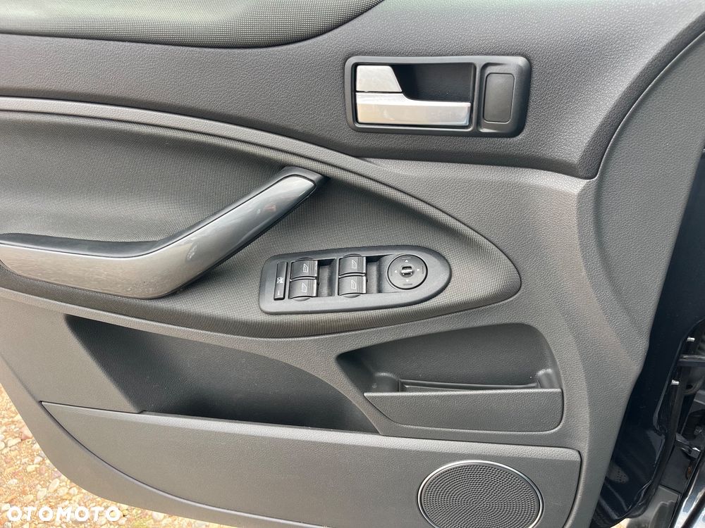 Ford Kuga 2.0 TDCi 4x4 Titanium - 18