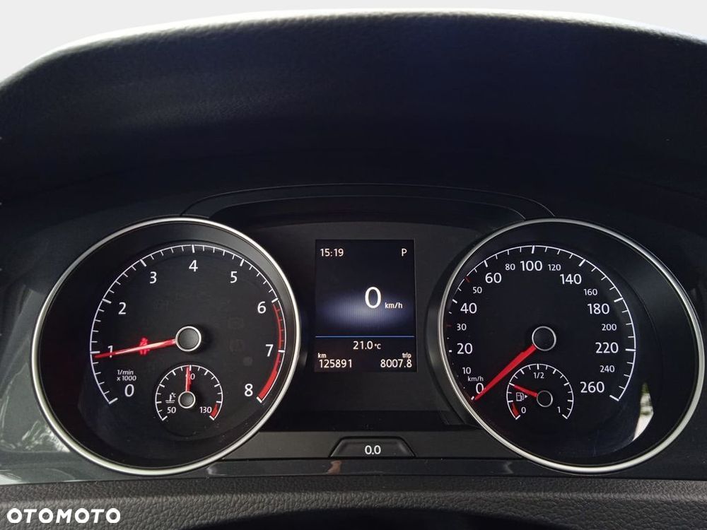 Volkswagen Golf 1.5 TSI BMT Evo Comfortline DSG - 17