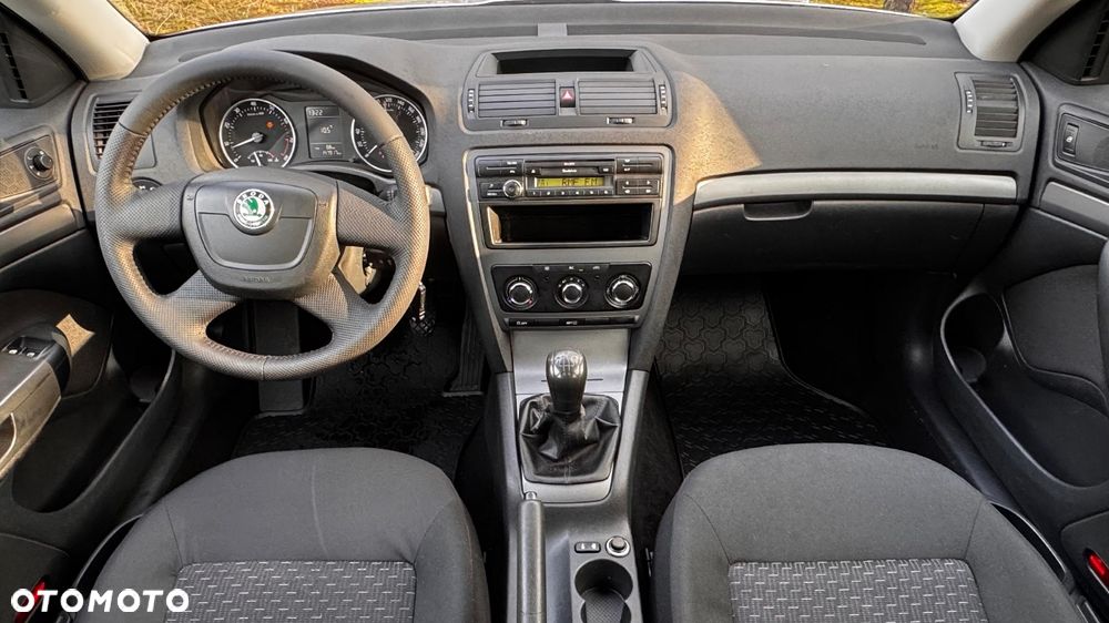 Skoda Octavia 1.6 Style - 11
