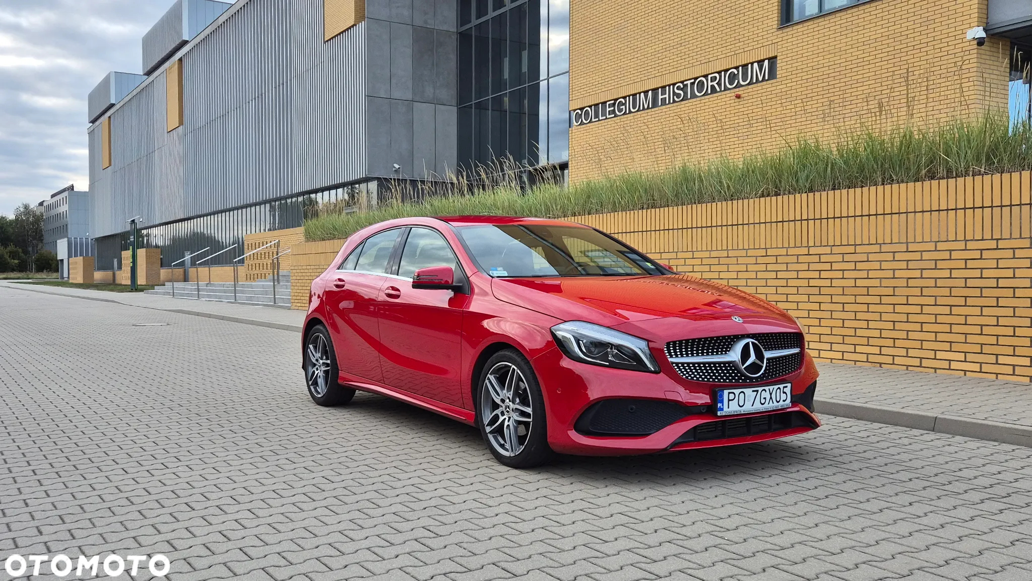 Mercedes-Benz Klasa A 180 7G-DCT AMG Line - 2