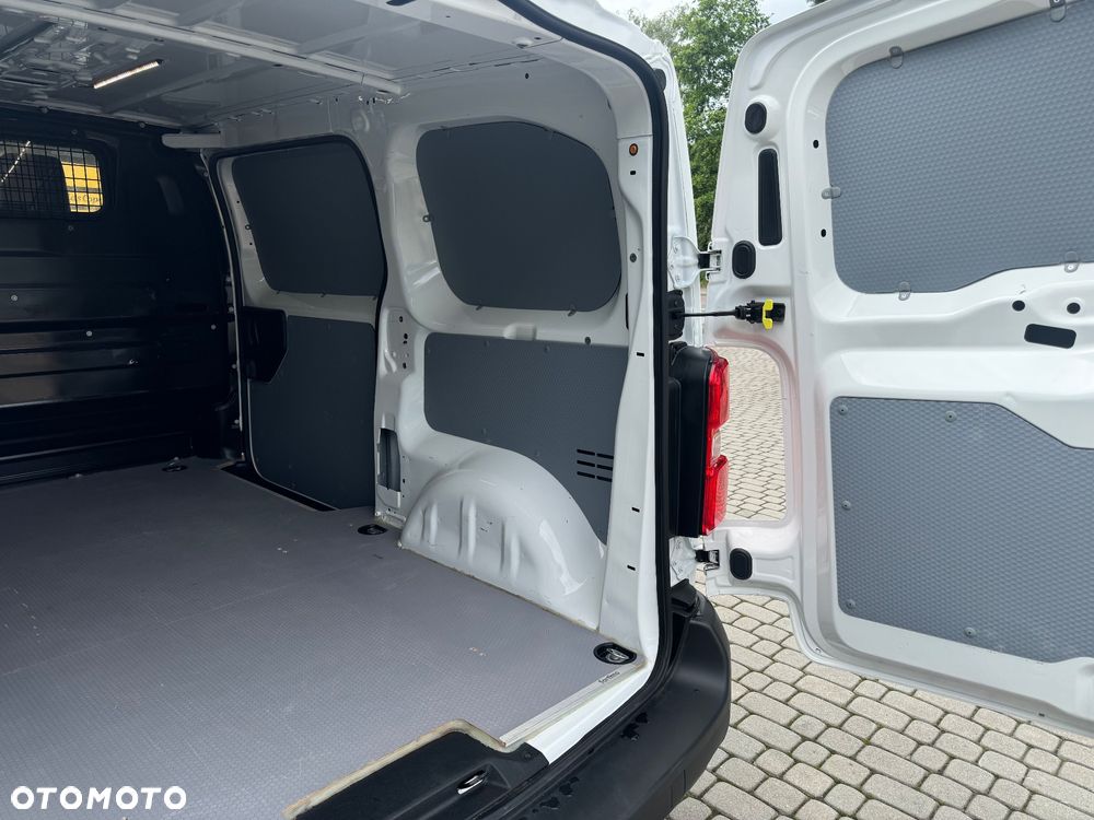 Peugeot Expert - 12
