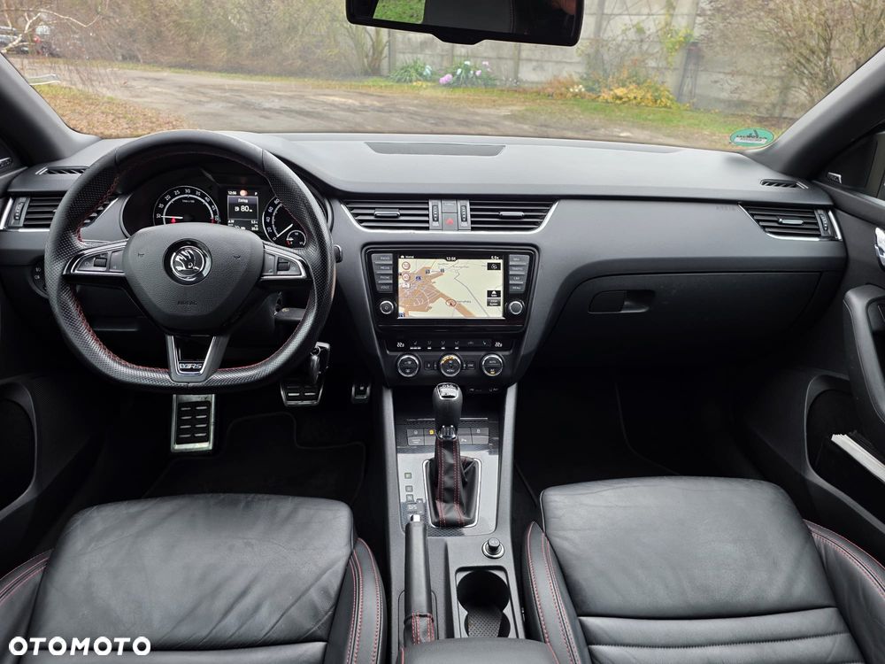 Skoda Octavia 2.0 TDI DSG RS - 6