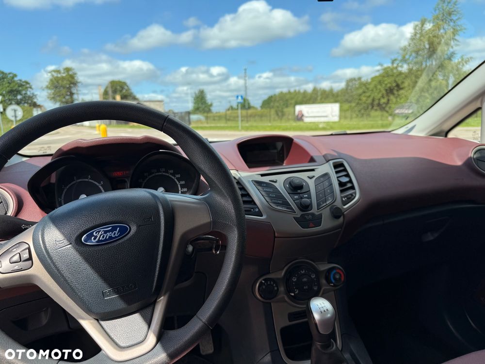 Ford Fiesta 1.4 Trend EU5 - 15