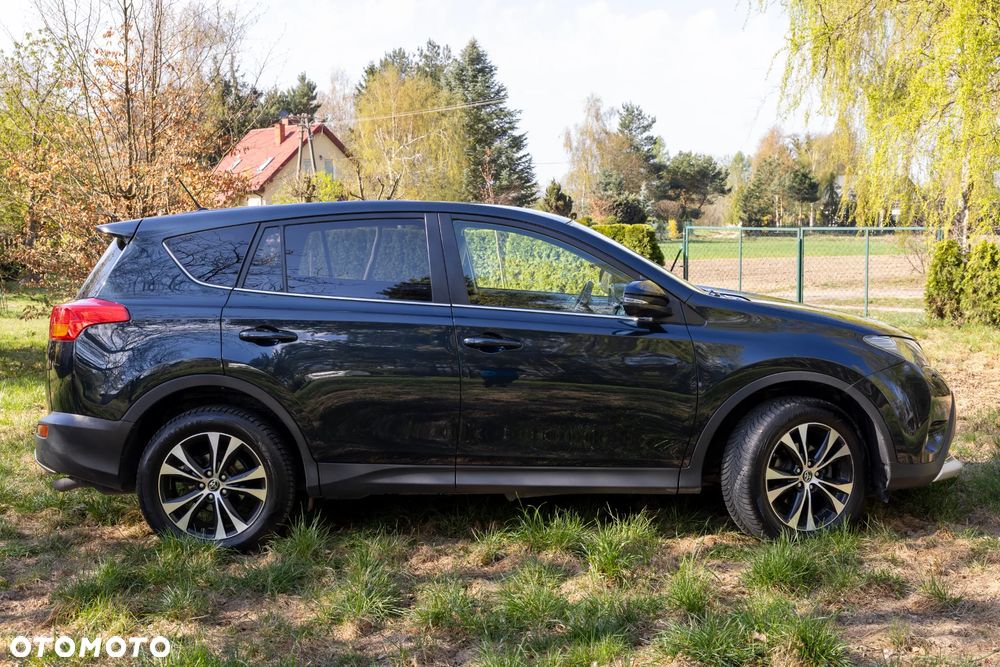 Toyota RAV4 - 8