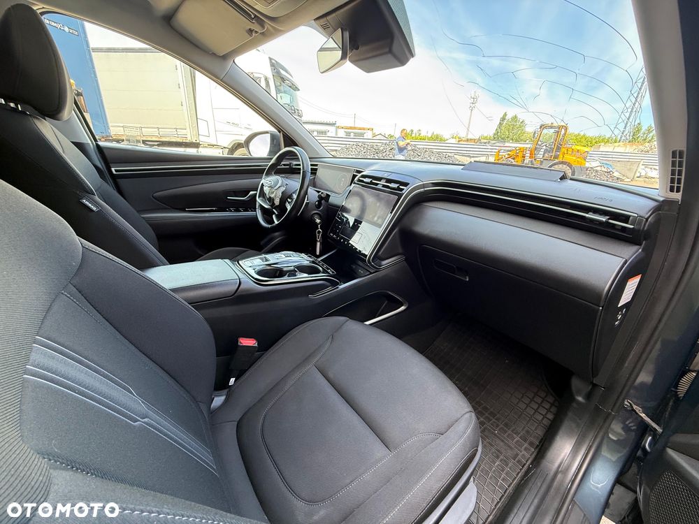 Hyundai Tucson 1.6 T-GDi HEV Executive 4WD - 18