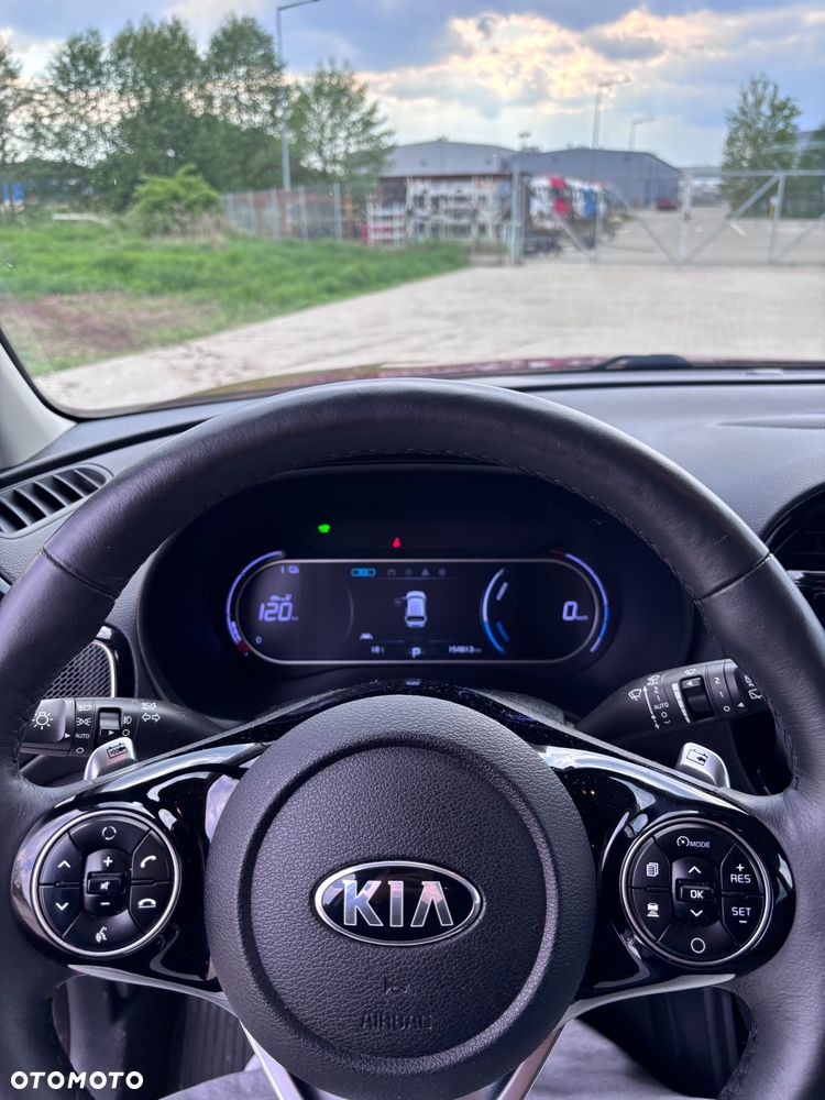 Kia Soul 64kWh XL - 23
