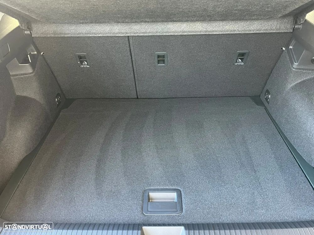 VW T-Roc 1.5 eTSI Trend DSG - 48