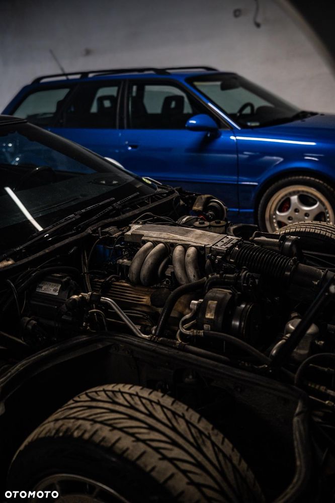 Chevrolet Corvette - 15