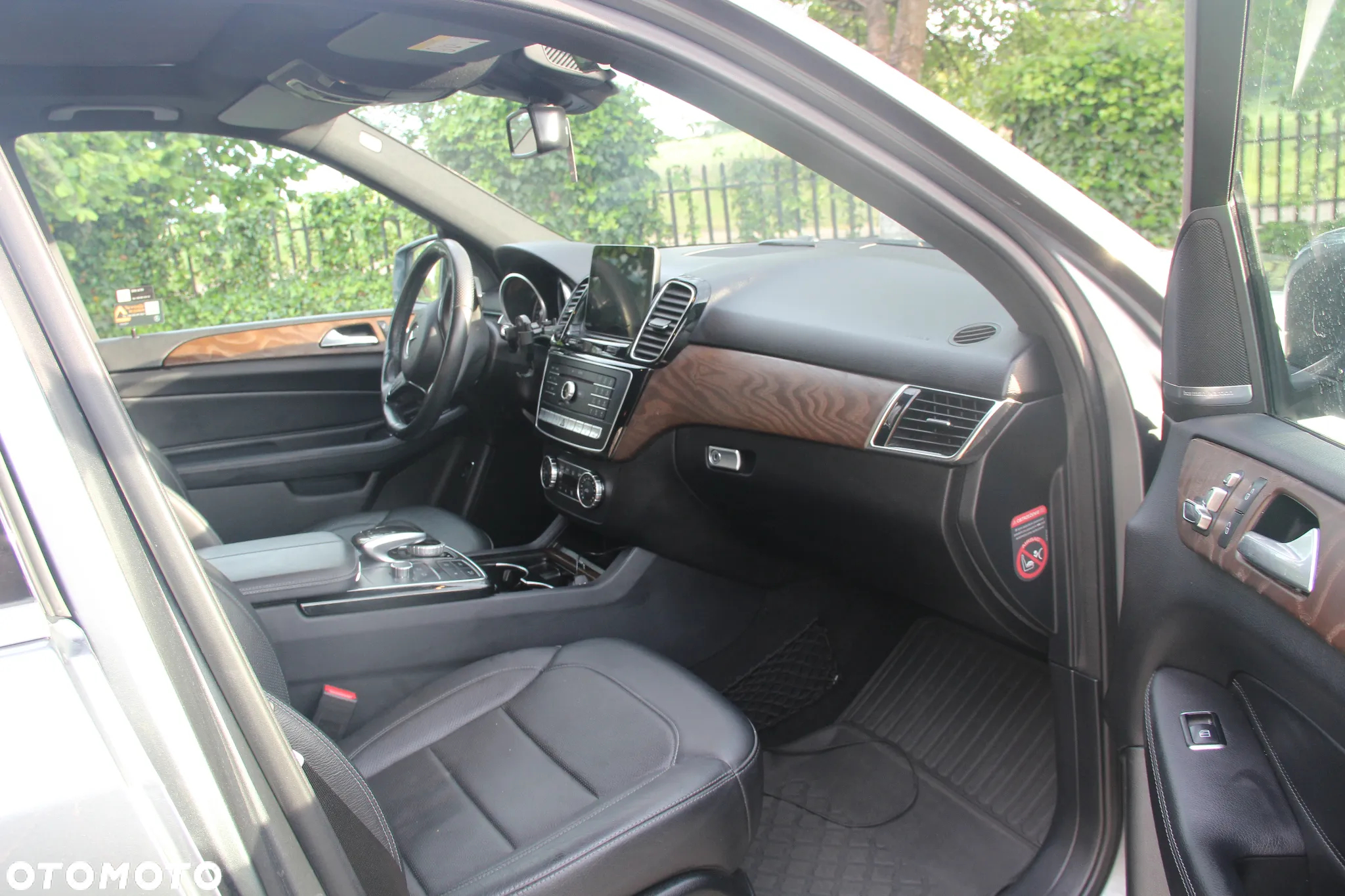 Mercedes-Benz GLE 350 d 4-Matic - 26