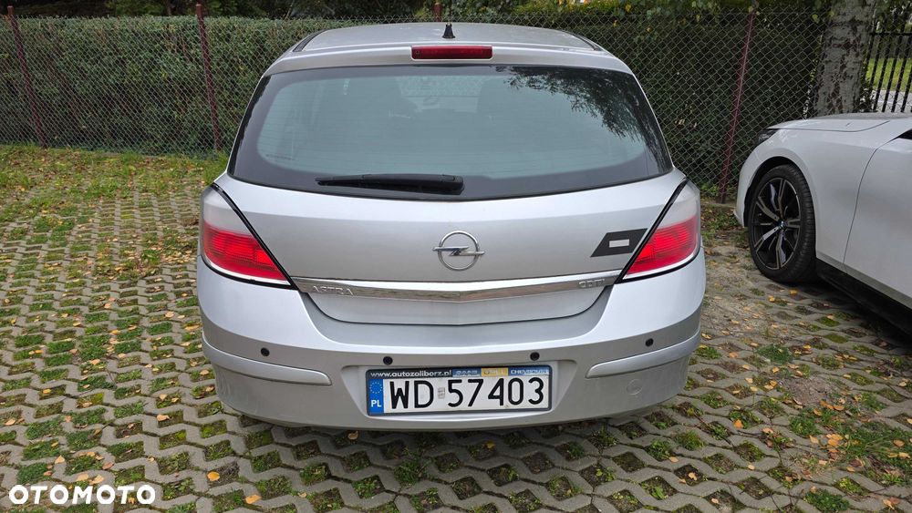 Opel Astra 2006 photo 3