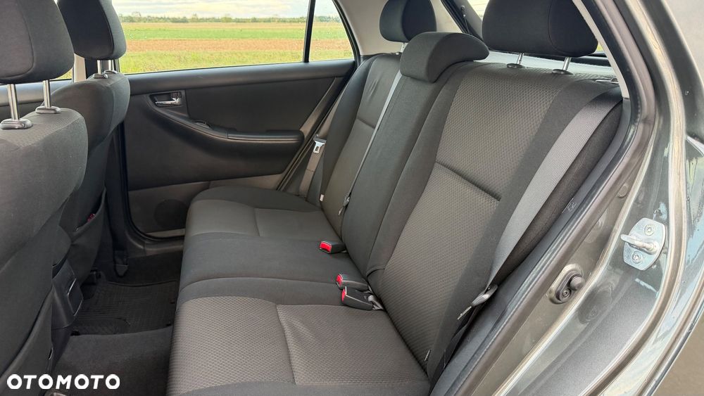 Toyota Corolla 1.6 VVT-i Sol - 15