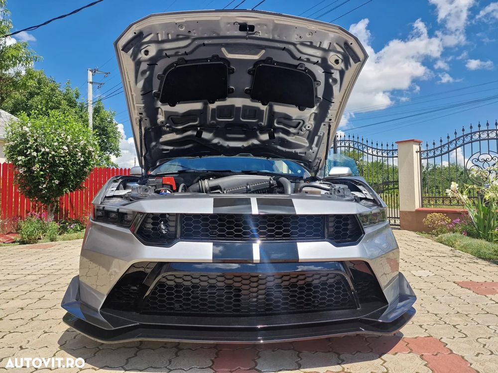 Ford Mustang - 11