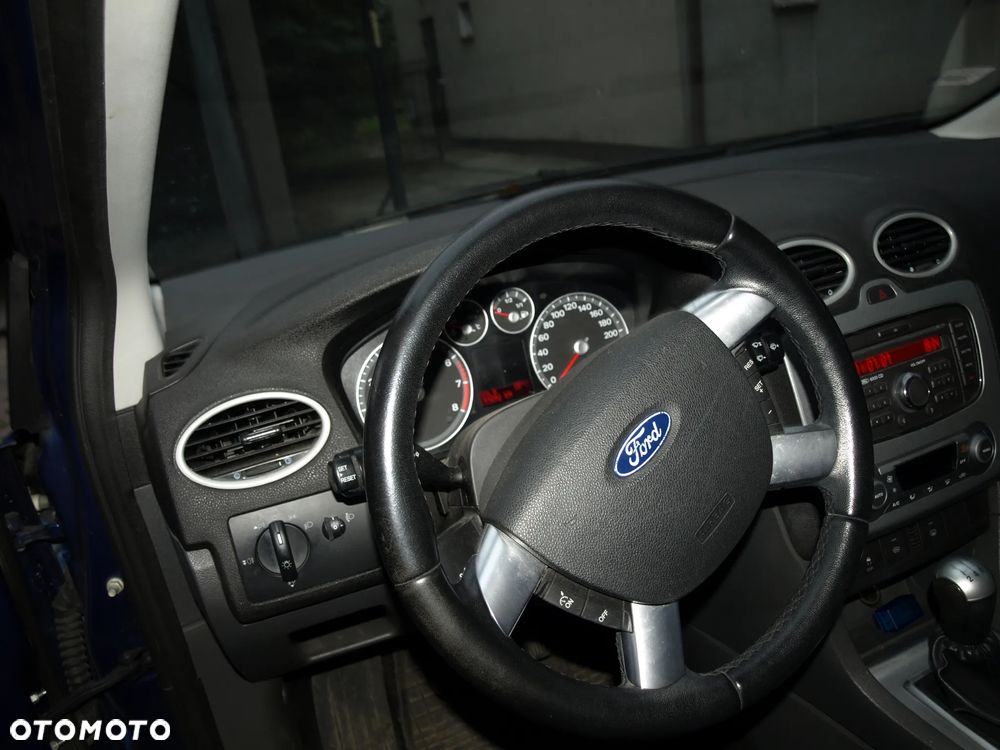 Ford Focus - 17