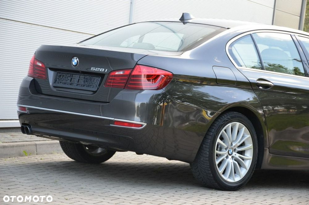 BMW Seria 5 - 12