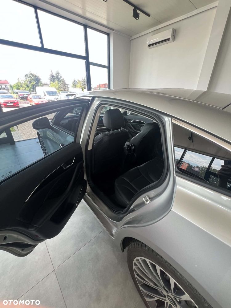 Bestune B70 2.0T Elegance - 12