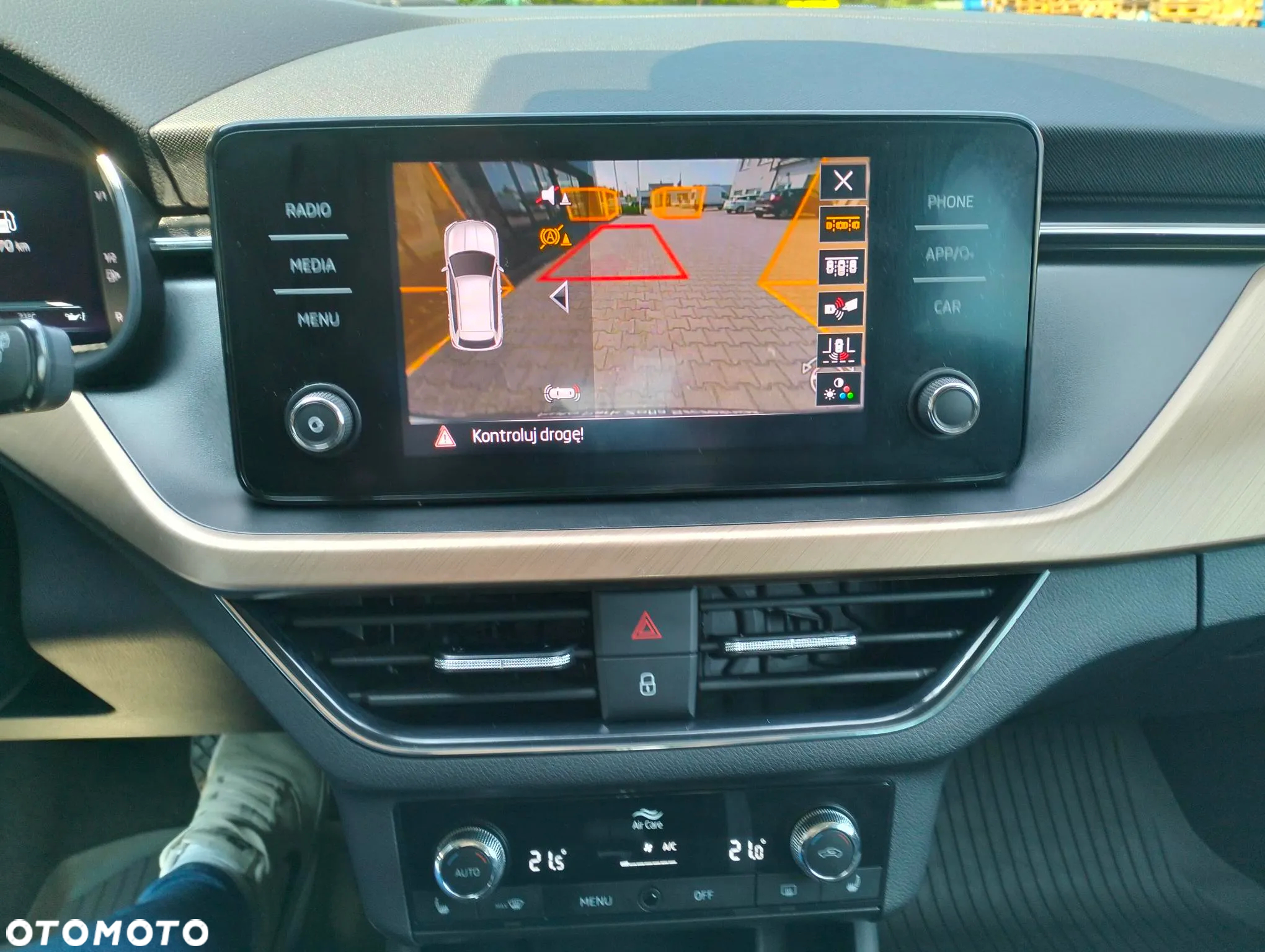 Skoda Kamiq 1.0 TSI Style DSG - 24