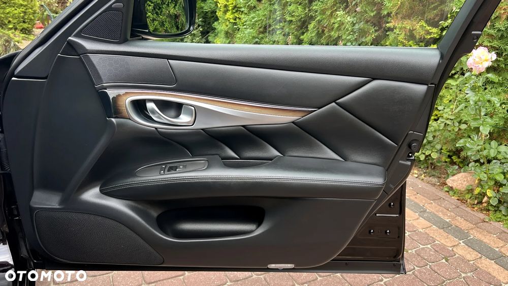 Infiniti M M35h Business Edition - 28