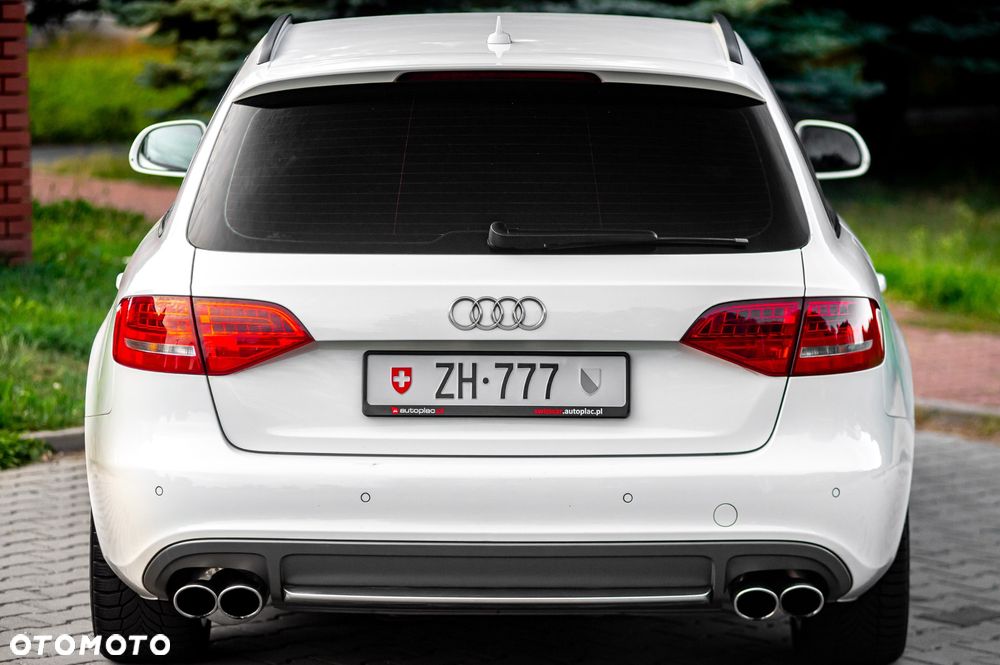 Audi S4 Avant S tronic - 14