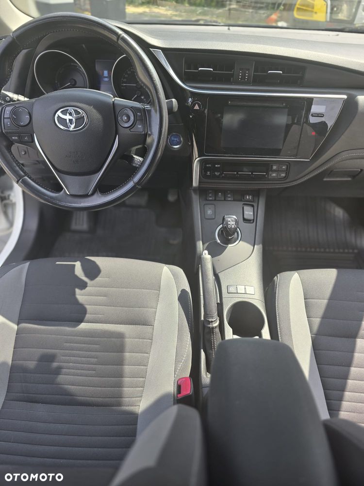 Toyota Auris 1.8 HSD Luna - 7