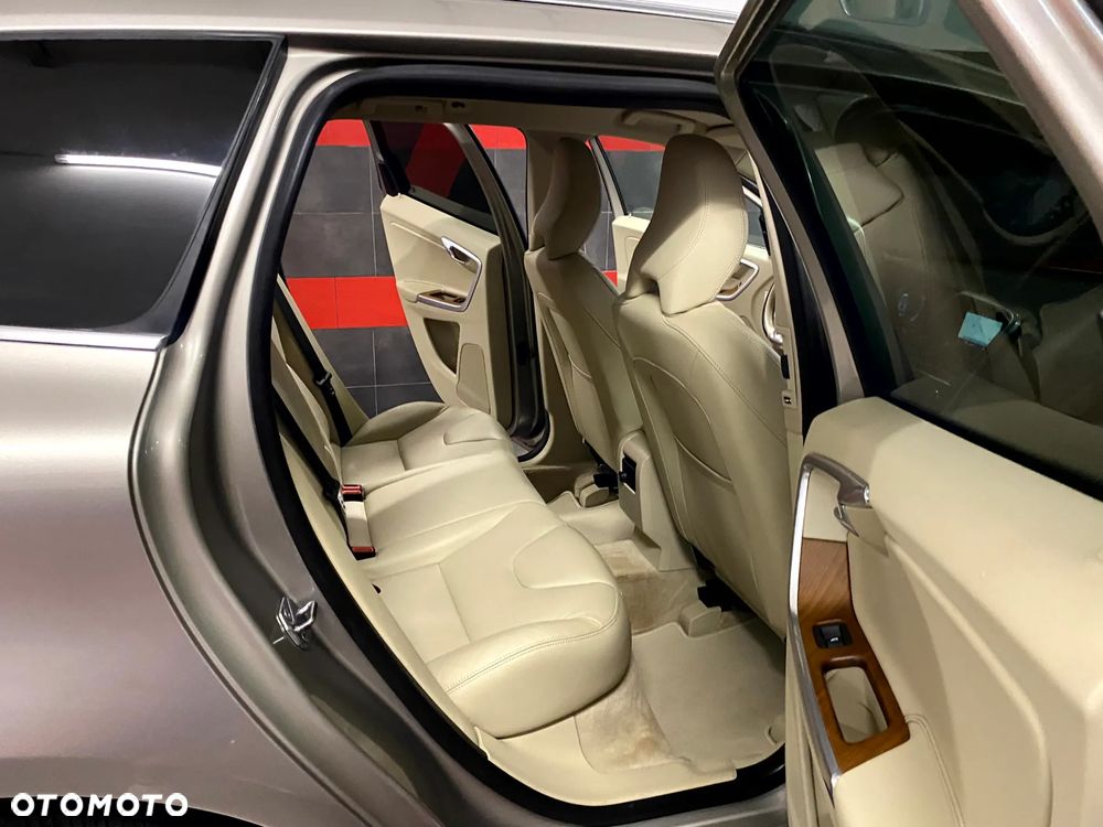 Volvo XC 60 D4 Drive-E Summum - 22