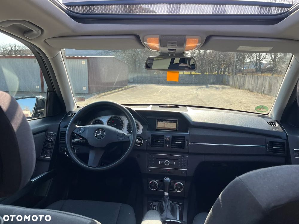 Mercedes-Benz GLK - 24