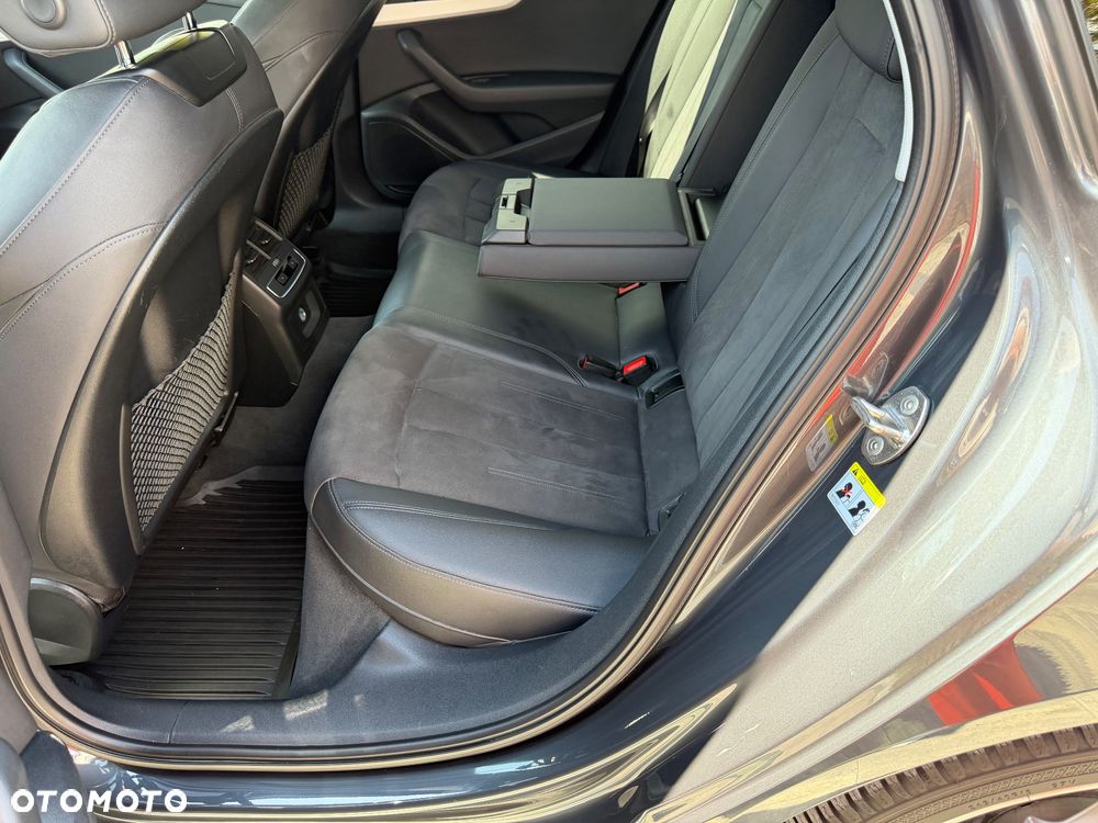 Audi A4 Avant 40 TFSI mHEV Quattro S tronic - 24