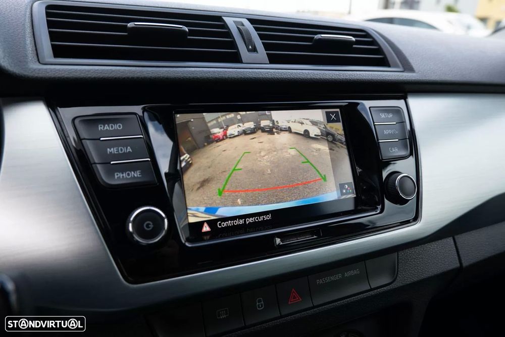 Skoda Fabia 1.0 TSI Essence - 19