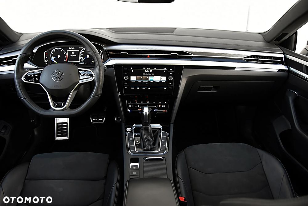 Volkswagen Arteon 2.0 TSI R-Line DSG - 19
