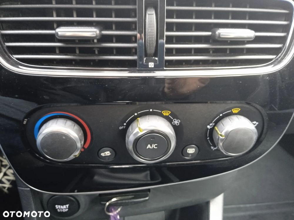 Renault Clio 1.2 16V Alize - 16