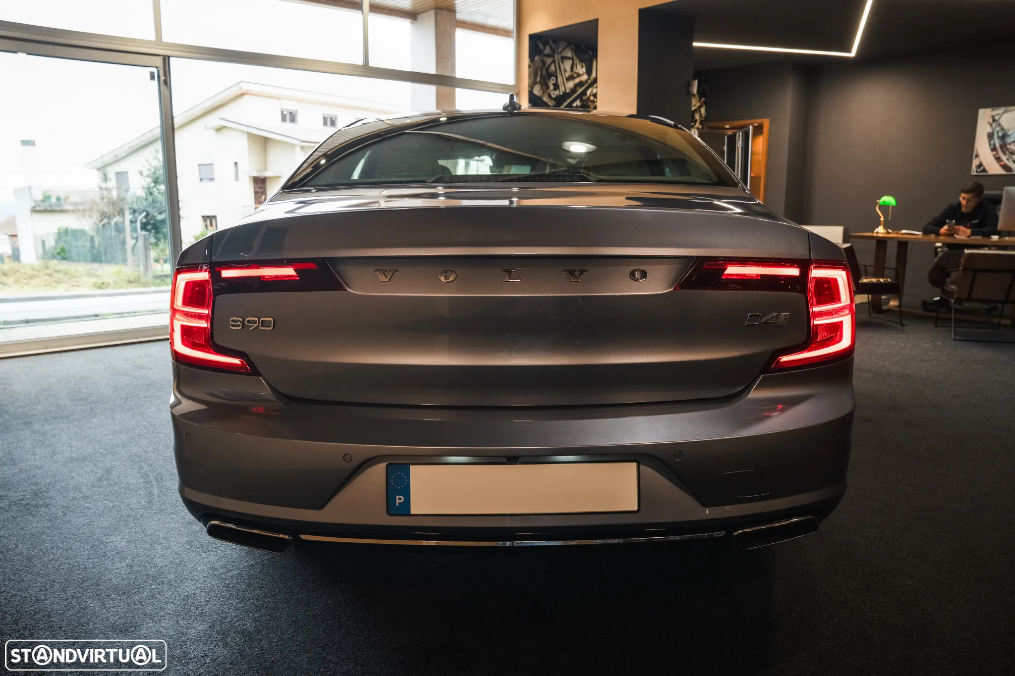 Volvo S90 2.0 D4 Inscription Geartronic - 4