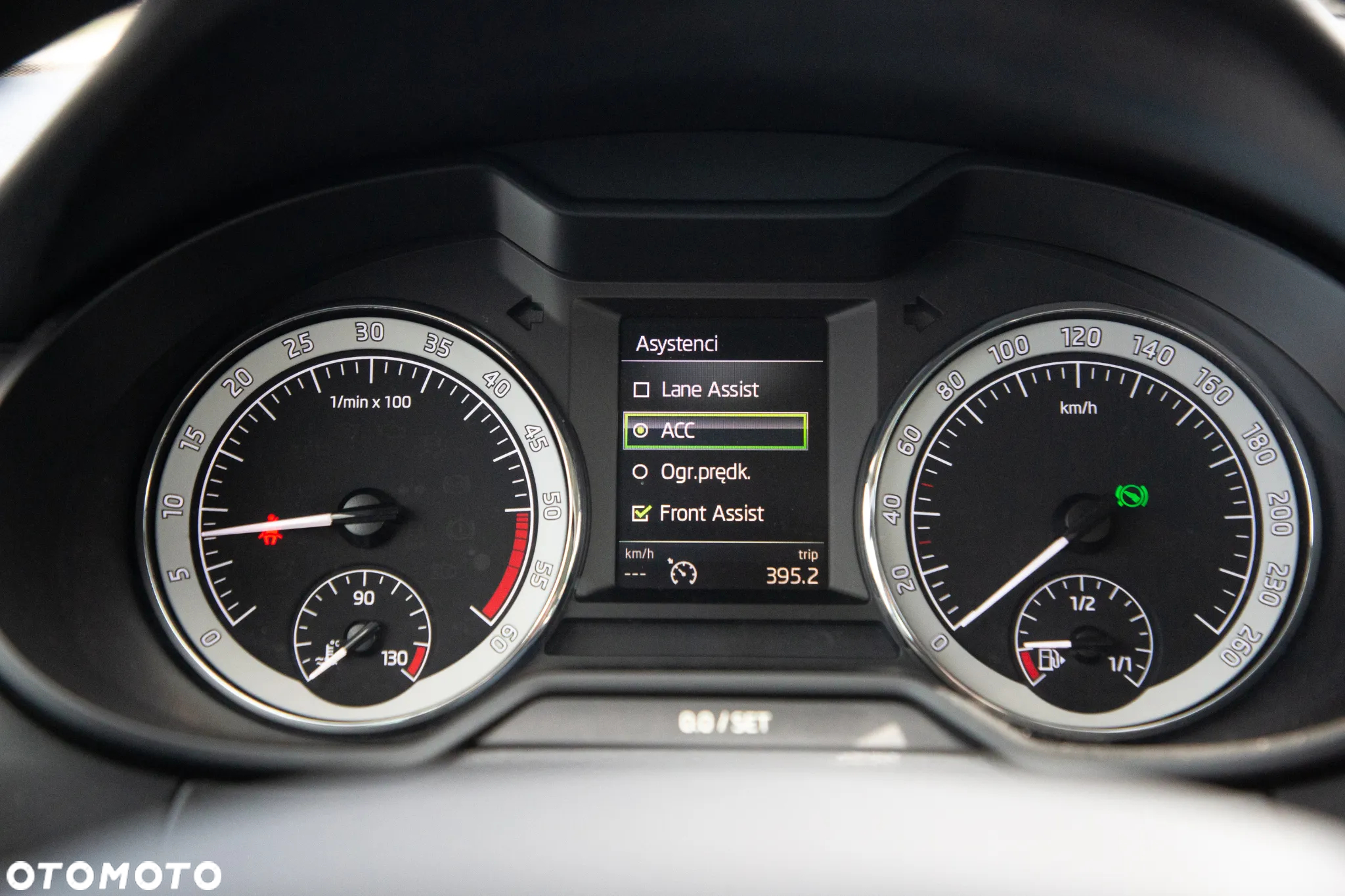 Skoda Octavia 2.0 TDI Ambition DSG - 30