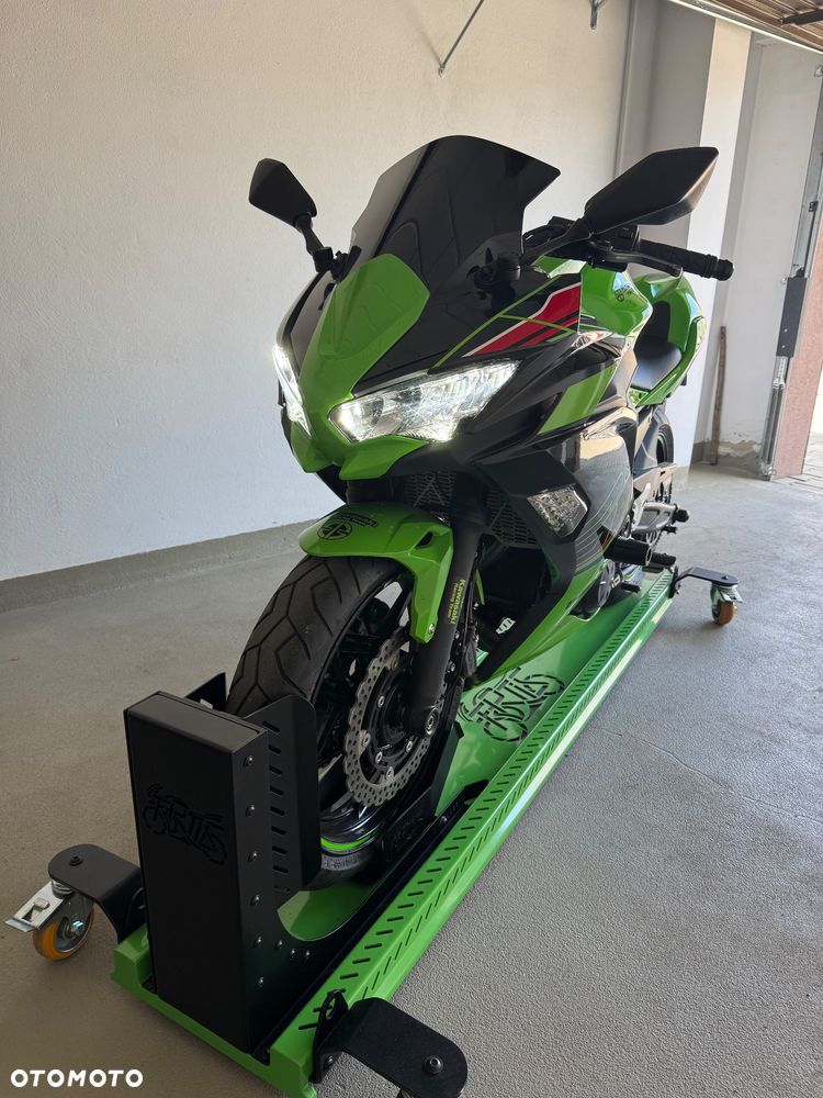 Kawasaki Ninja - 17
