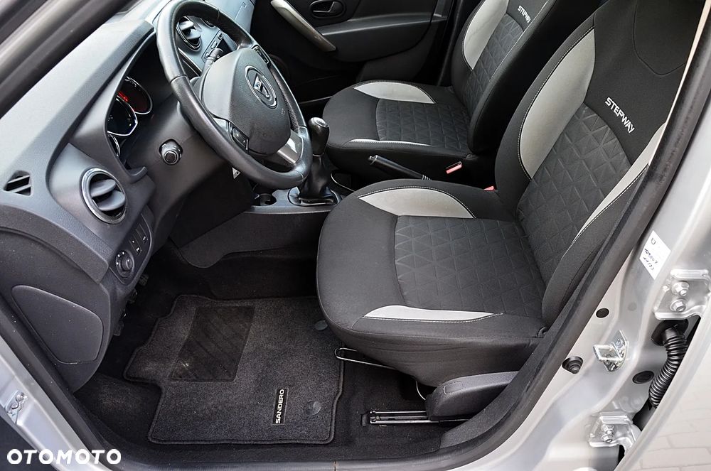 Dacia Sandero Stepway TCe 90 (S&S) Prestige - 14