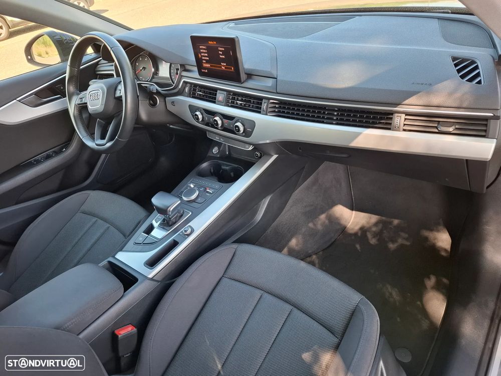 Audi A4 Avant - 26