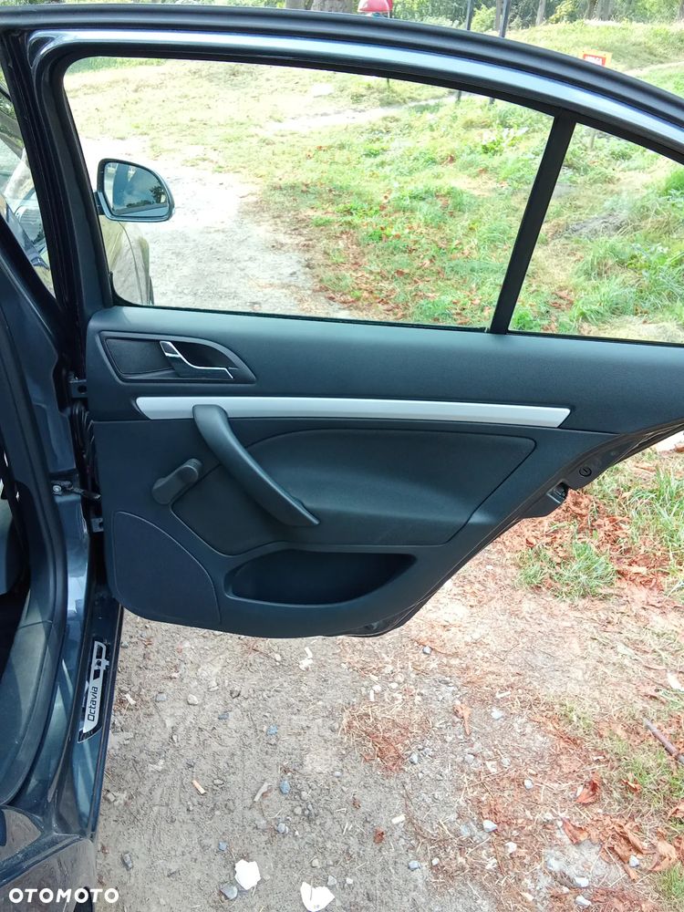 Skoda Octavia 1.6 TDI DPF GreenLine - 19