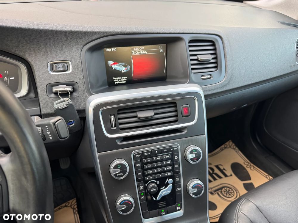 Volvo S60 D2 Summum - 21