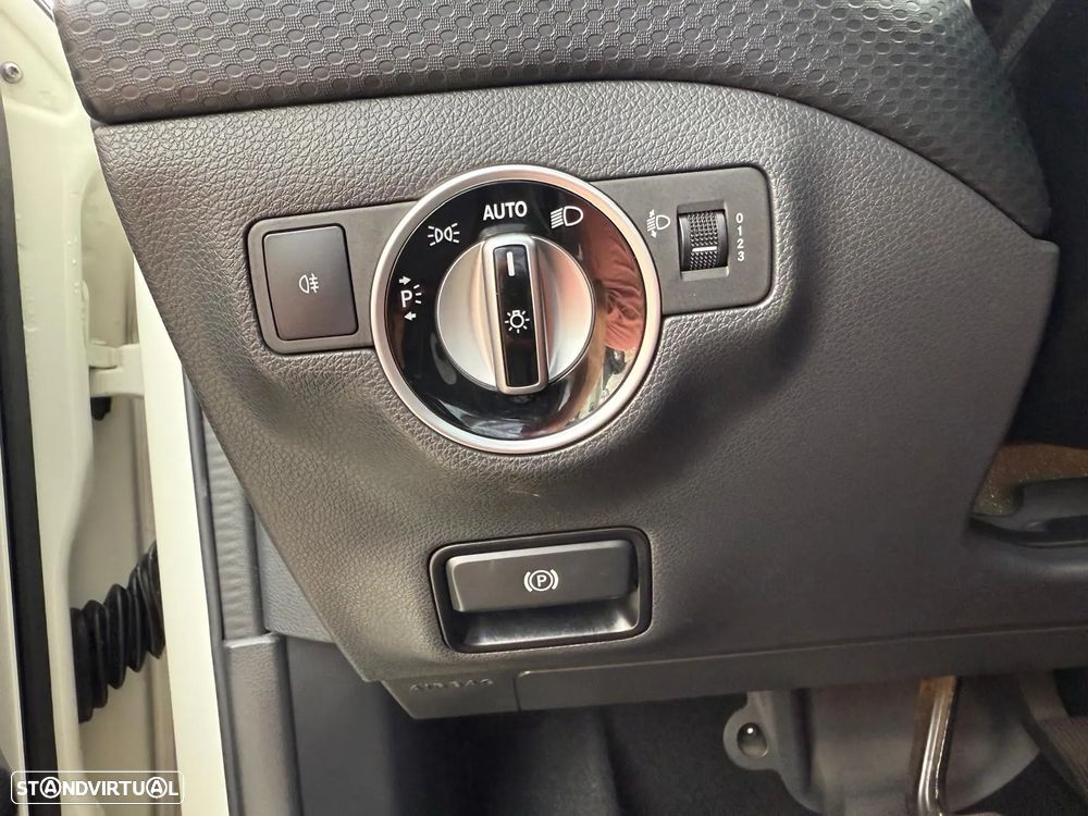 Mercedes-Benz A 160 d AMG Line Aut. - 28