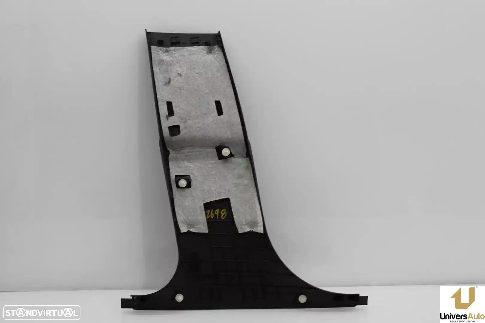 MOLDURA INFERIOR COLUNA CENTRAL DIREITA BMW 5 2006 -51437027090 - 1