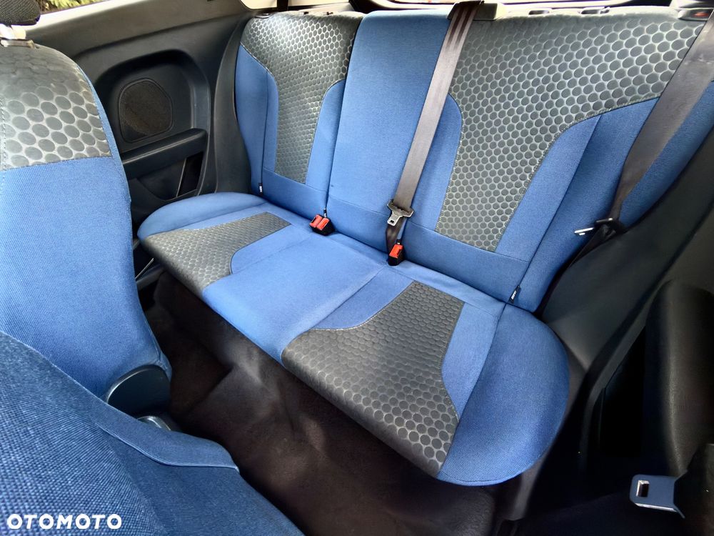 Ford Fiesta 1.6 Sport - 20