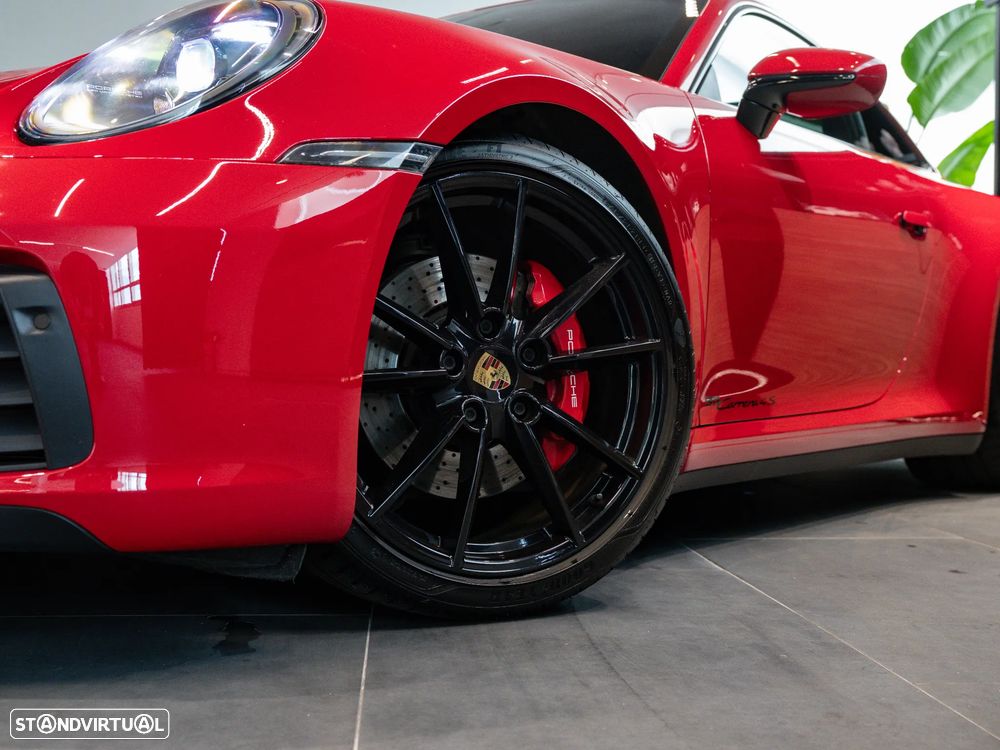 Porsche 911 (992) Carrera 4S PDK - 33