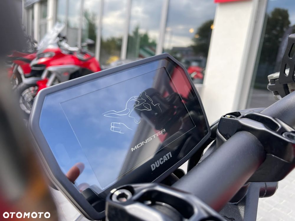 Ducati Monster - 27