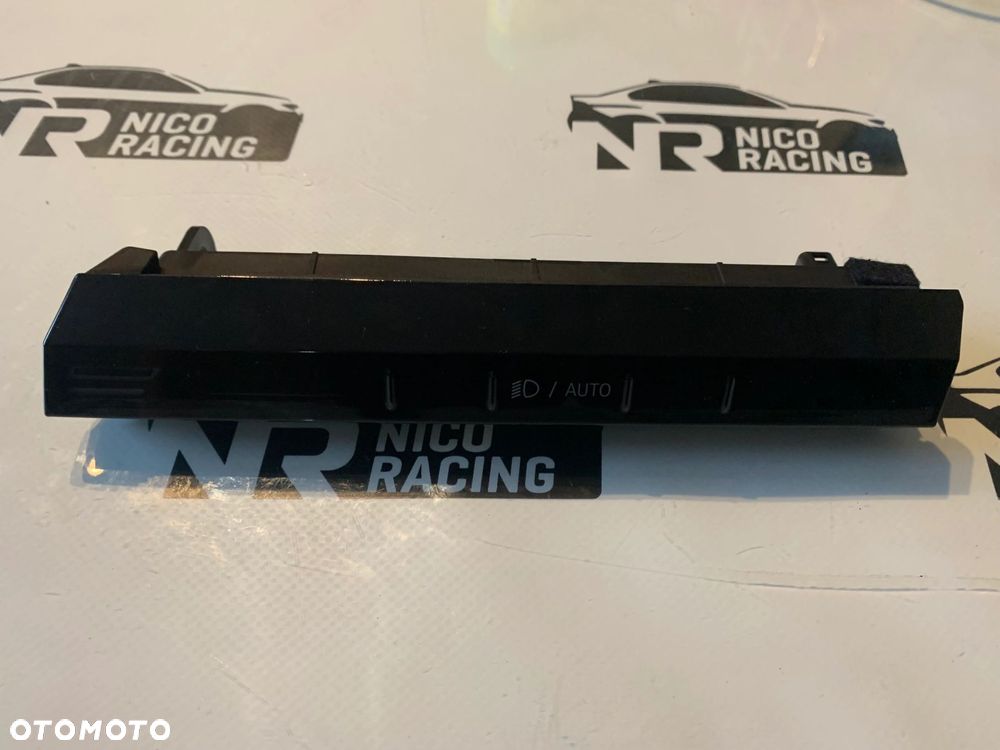 DOTYKOWY PANEL PRZEŁĄCZNIK ŚWIATEŁ BMW 5 G60 G61 G68 5B51039