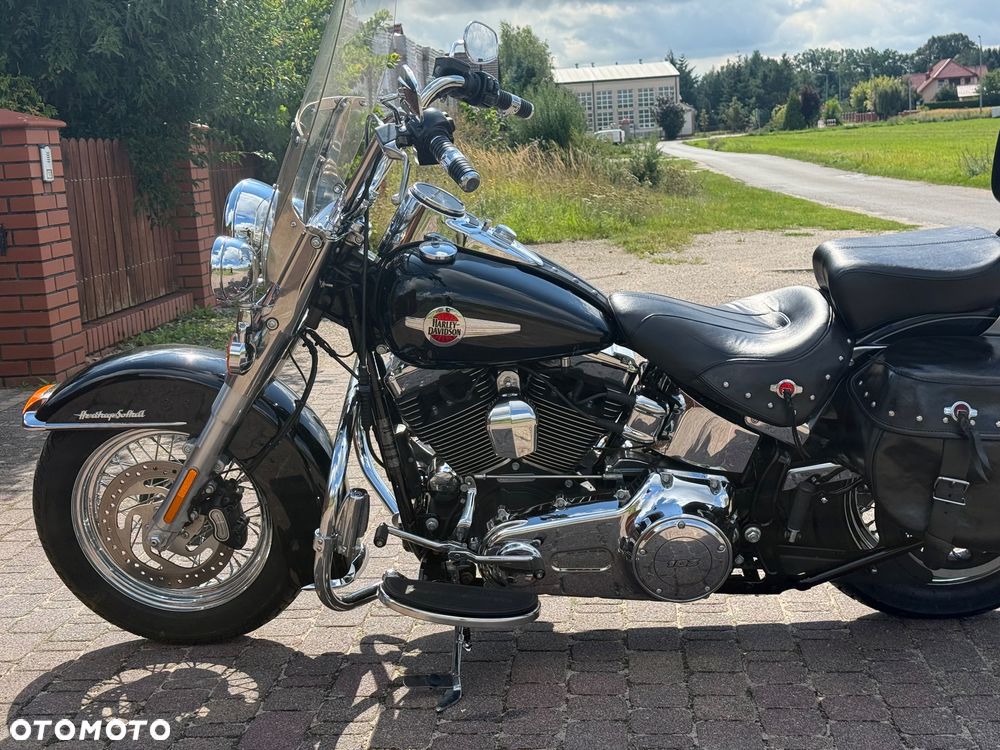 Harley-Davidson Softail Heritage Classic - 16