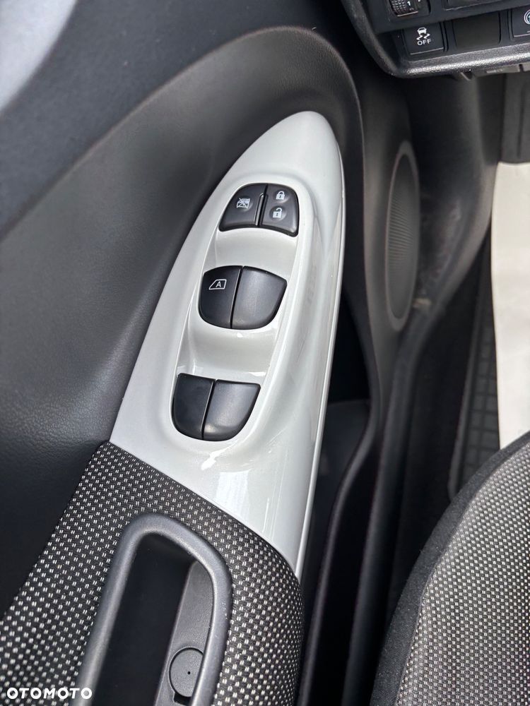 Nissan Juke 1.6 N-Connecta Xtronic EU6 - 32