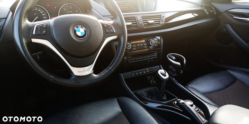 BMW X1 xDrive18d - 36
