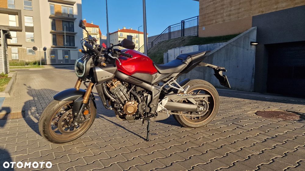 Honda CB - 9